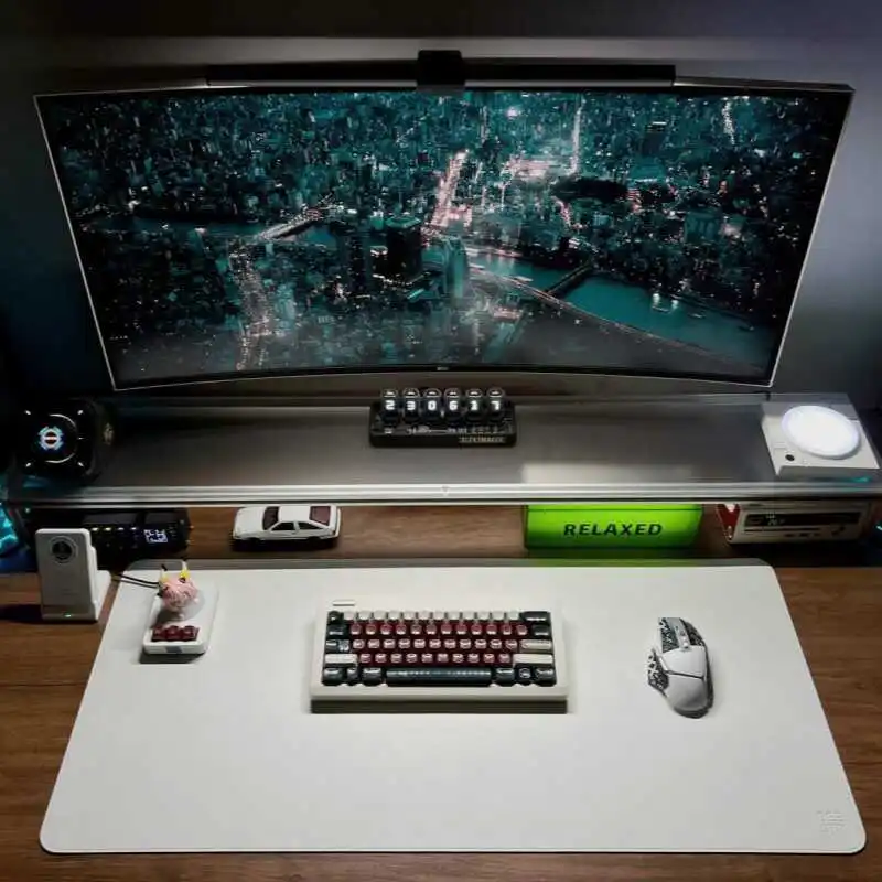 Aluminium monitorstandaard Acr - Desk Setup For Laptop And Monitor recensie en prijs